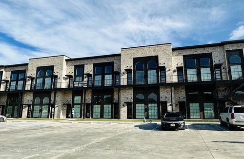 Lubbock Apartment | New, LBK LOFTY Dreams Apt, Great Location, by TTU!