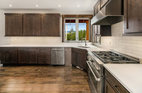 Cle Elum House | New Miner's Camp home, 4 bed/3.5 bath nestled in the heart of Suncadia Resort