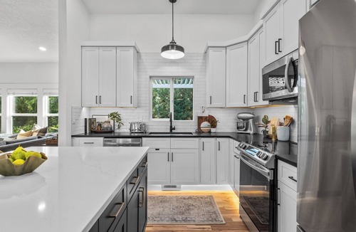 Garden City House | NEW/Riverside Retreat on the Greenbelt/Eagle Area
