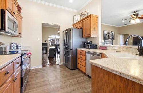 Tuscola House | New! Spacious 3BR Getaway, Easy Access to Abilene, Sleeps 6