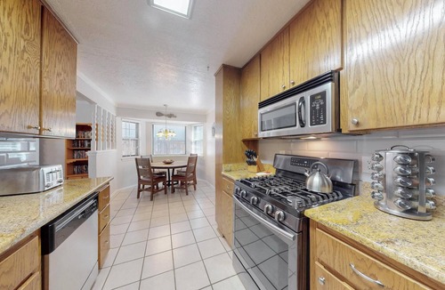 Northeast Heights House | NEW Updated, Private 3/2 Home(King)Near Balloon Fiesta Park, Quiet Neighborhood!