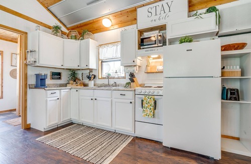 Paluxy Other | New Villas on Private Ranch, Hot Tub, Fishing