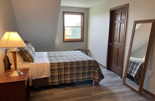 Washington County Cabin | Newly Built Lodge Nestled in a Gorgeous Setting