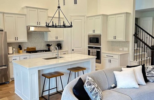 Celina House | Newly Built Luxury Home Perfect for Big Families