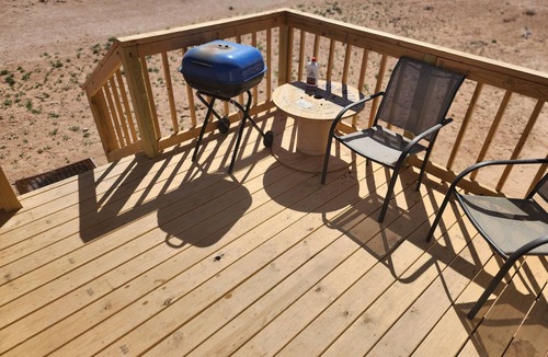 Stanton House | Newly furnished spacious home out in the stix w peace n quiet