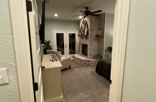 Canyon House | Newly remodeled cabin with view of Palo Duro Canyon