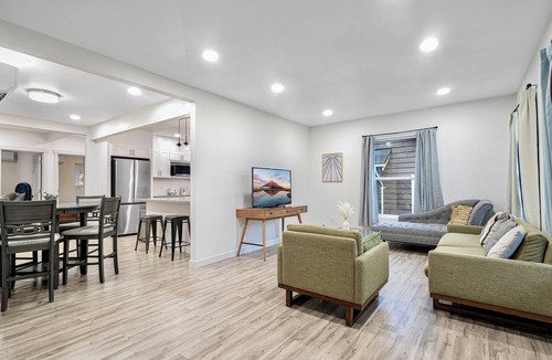 Mount Baker Condo | Newly renovated 3B2B main home with yard, AC in lovely Seattle Mt Baker