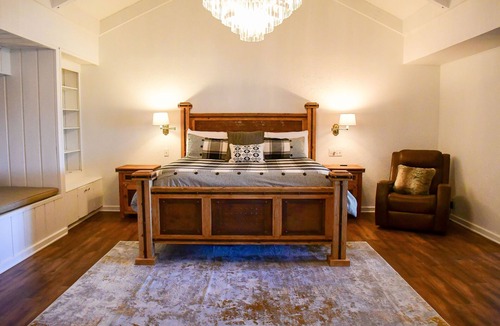 Boerne House | Newly Renovated Farmhouse on a Working Horse Ranch Near Popular Wedding Venues