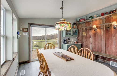 Williamstown House | Newly Updated Countryside Home in South Gorin!