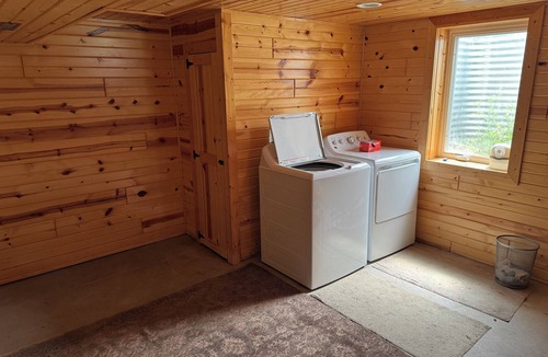 Knox County House | Niobrara private getaway!