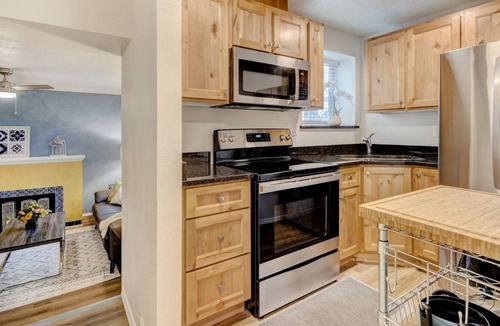 University Heights House | Nob Hill Oasis B | 1 Bed, 1 Bath
