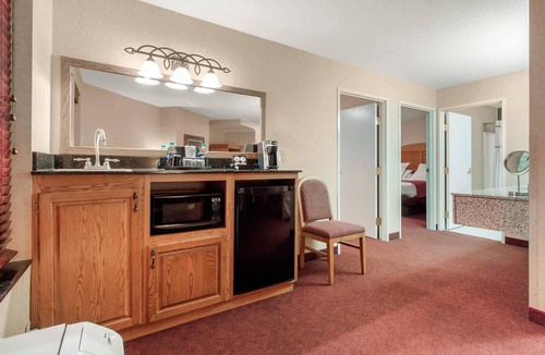 Norfolk Hotel | Norfolk Lodge & Suites, an Ascend Collection Hotel