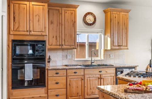 Colorado Springs House | North Gate Getaway | Pet Friendly | Game Room