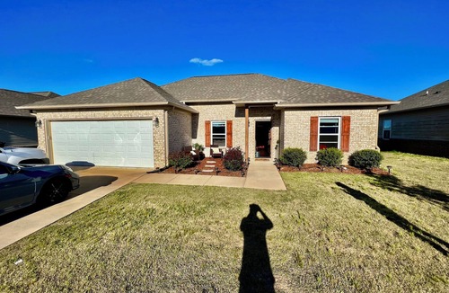 Oxford House | North Lamar hideout
