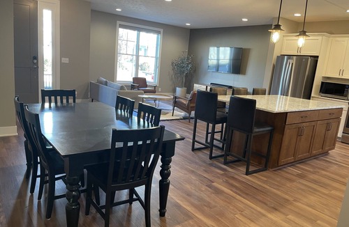 Lincoln House | North Lincoln, Minutes from Pinnacle Bank Arena and Memorial Stadium