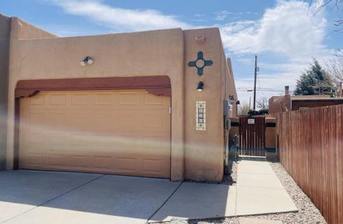 Albuquerque House | North Valley Southwest Gem