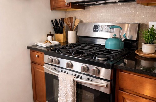 Snow Heights House | Northeast ABQ Home Near State Fair I40 with firepit