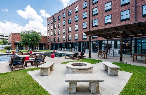 Las Colinas Hotel | NYLO Las Colinas Hotel, Tapestry Collection by Hilton