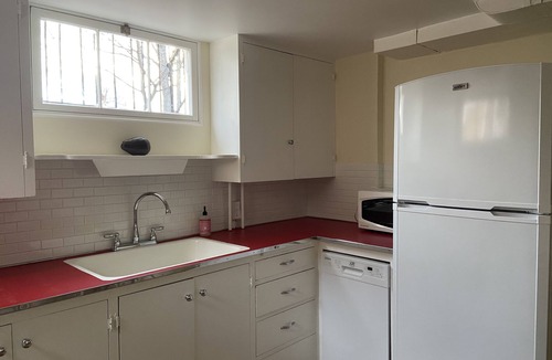 City Park Apartment | Old Town Treasure - Best location for a 30 day stay!