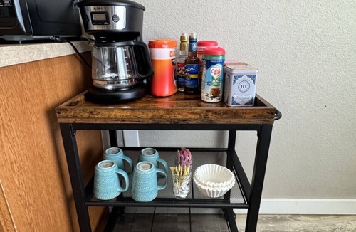 Spearfish Apartment | Open layout 1/1 apt close to downtown Spearfish!