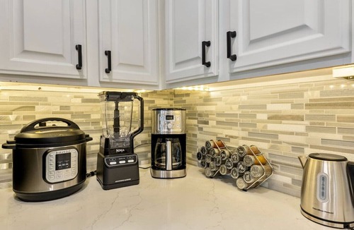 Orem House | Orem Bliss | Central | Patio | Massage*
