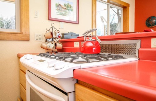 Haines House | Orville Chandler Ranch, Majestic Views! Sleeps 7, Local Golfing 50% Off!
