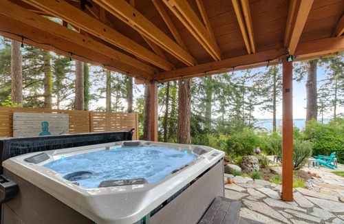 Coupeville Hotel | Osprey Nest