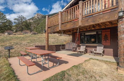 Estes Park Ski Chalet | Our lower chalet sleeps up to 6, and has epic views of the continental divide!