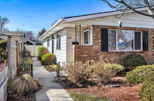 Boise Bench House | Owyhee Oasis 1 by Boise Airport