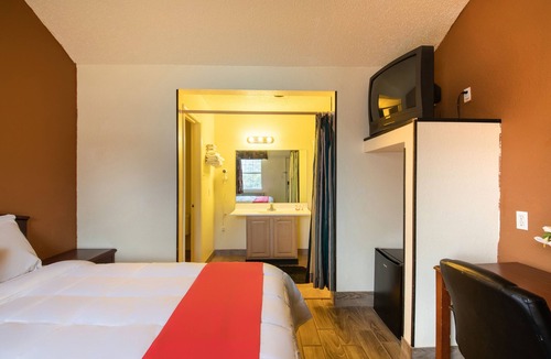 Decatur Hotel | OYO Hotel Decatur TX Hwy 287 Northwest
