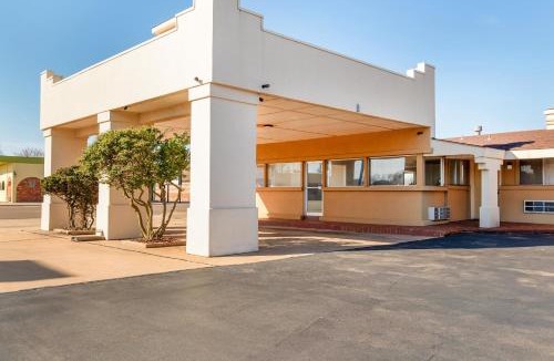 Elk City Hotel | OYO Hotel Elk City OK Route 66
