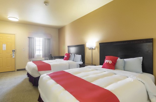 Valley View Hotel | OYO Hotel Valley View TX, I-35