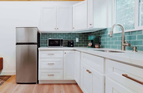 Packwood Apartment | Packwood | Summerland Suite at The Peak Motel