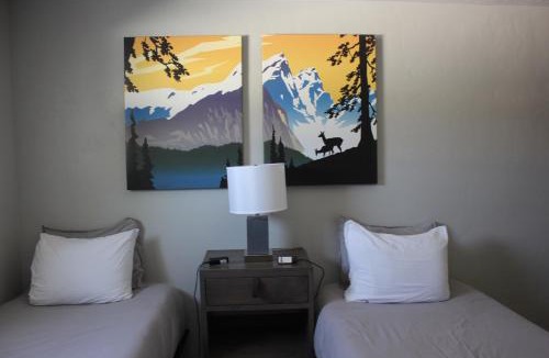 Cascade Hotel | Palooza Basecamp