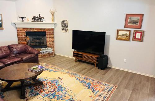 Oklahoma City House | Paradise on the Prairie