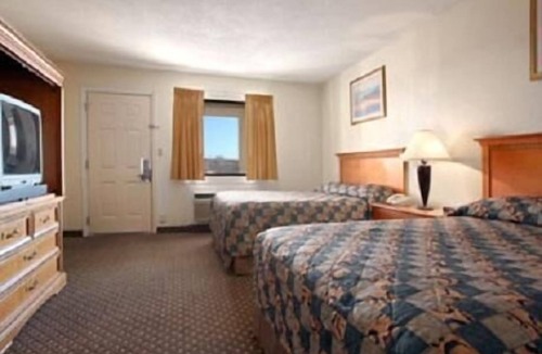 Oklahoma City Hotel | Park Hill Inn and Suites