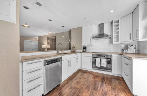 Washington Park House | Park view! Designer apartment for 30 days + rental