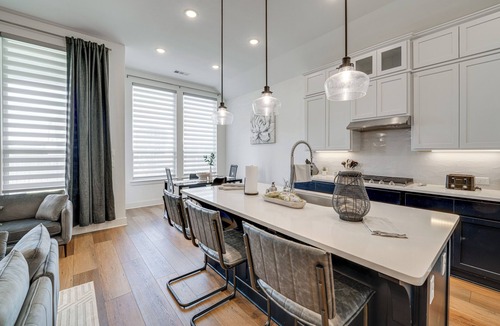 South Arlington House | Patio & Yard: Beautiful Family Home in Mansfield!