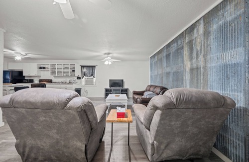 Valliant House | Peaceful 3-bedroom house in Valliant! Close to International Paper and PineCreek