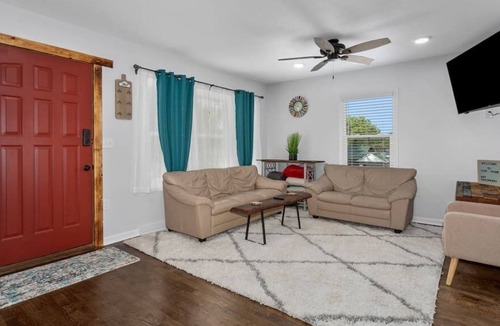 Smithville House | Peaceful 3BR Hidden in Smithville 15 mins to KCI