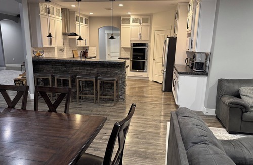 Stratford House | Peaceful 4-bedroom house near lake access with room for multiple boats.