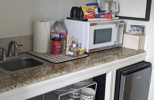 Flour Bluff Apartment | Peaceful C studio with AC in charming Corpus Christi near Laguna Madre