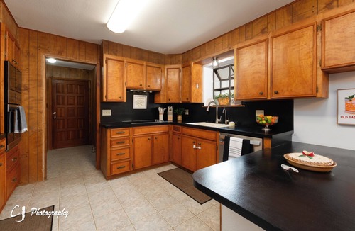Colorado City House | Peaceful Country Getaway with Hot Tub & Fire Pit