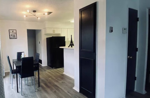 Fort Worth House | Peaceful Fort Worth House – Fireplace & Pet Friendly