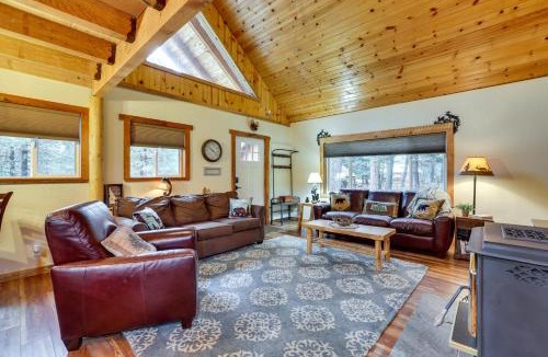 Garden Valley House | Peaceful Garden Valley Cabin w/Private Deck!
