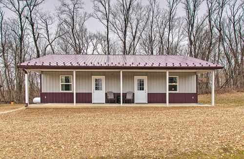 Saint Patrick House | Peaceful Missouri Cabin Rental on 55 Acres!