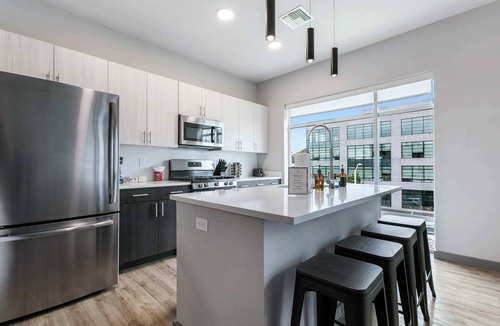 Highlands - Perkins House | Peaceful Modern Townhome | Water Campus