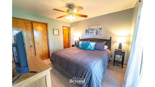 Notch Estates Apartment | Peaceful & No Stairs Minutes to Silver Dollar City