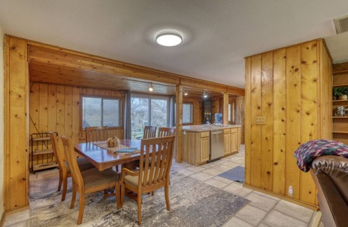 Spearfish Cabin | Peaceful pondside lodge-wildlife lover`s dream!