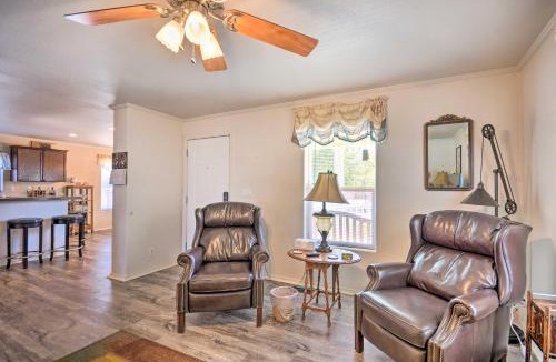 Portales House | Peaceful Portales Escape w/Patio & Grill!